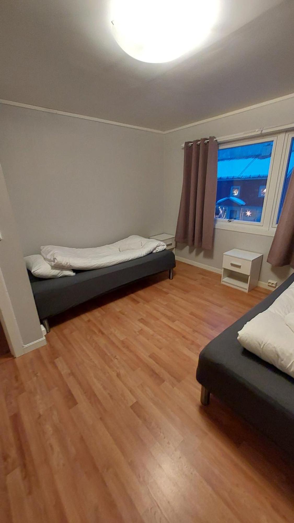 Lyngen Apartments Lyngseidet Bagian luar foto