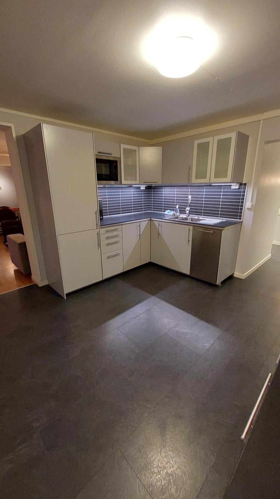 Lyngen Apartments Lyngseidet Bagian luar foto