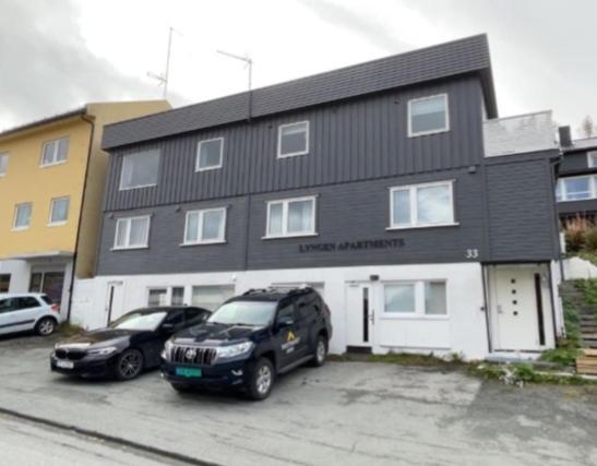 Lyngen Apartments Lyngseidet Bagian luar foto