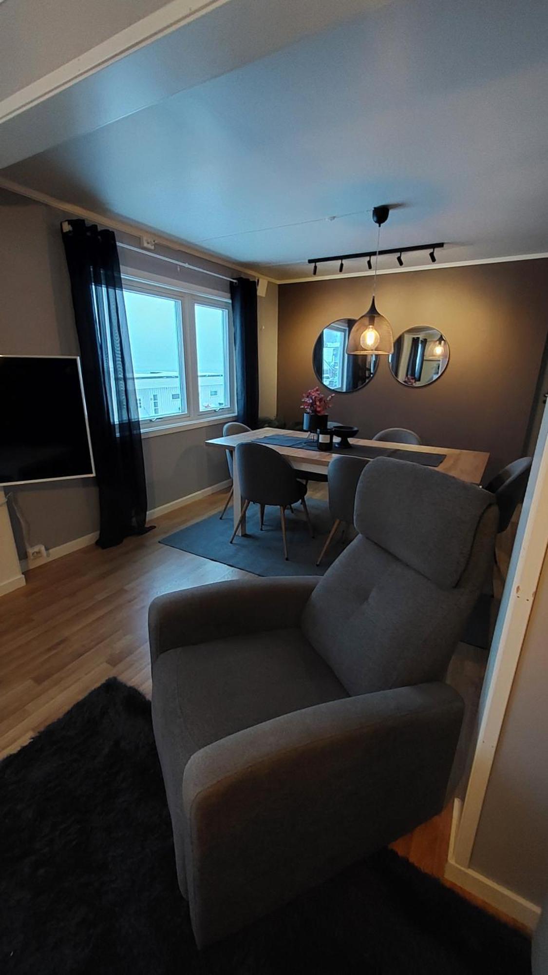 Lyngen Apartments Lyngseidet Bagian luar foto